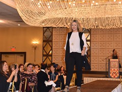 2018-Fashion_Show (37)